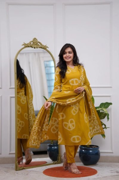Refined Yellow Ready to Wear Chanderi Kurti with Matching Pant and printed dupatta at Wholesale Rate  Straight Cut Long Kurtis