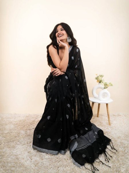 Regal Black Linen Silver Patta Weaving Cotton Saree with Digital Print For Festival Linen Sarees Wholesale