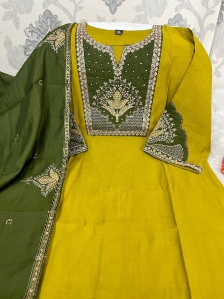 Regal Green Festive Kurti Set with Sequins Work for Traditional Functions  Straight Cut Long Kurtis