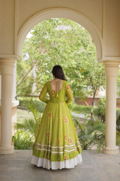 Remarkable Cream Navratri Kora Cotton Lehenga with Parrot Green Bandhani Kurti Navratri Lehnega Choli