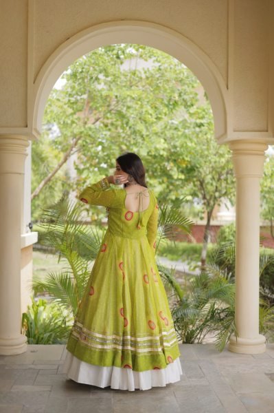 Remarkable Cream Navratri Kora Cotton Lehenga with Parrot Green Bandhani Kurti Navratri Lehnega Choli