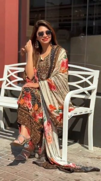 Revolutionary Black White Seemer Kurti Set with Mirror Golden Thread Embroidery Work Printed Kurtis