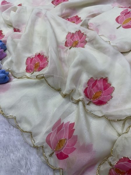 Revolutionary White Soft Tebby Silk Floral Printed Saree with Katdana Handwork at Party Wear Silk Sarees Wholesale