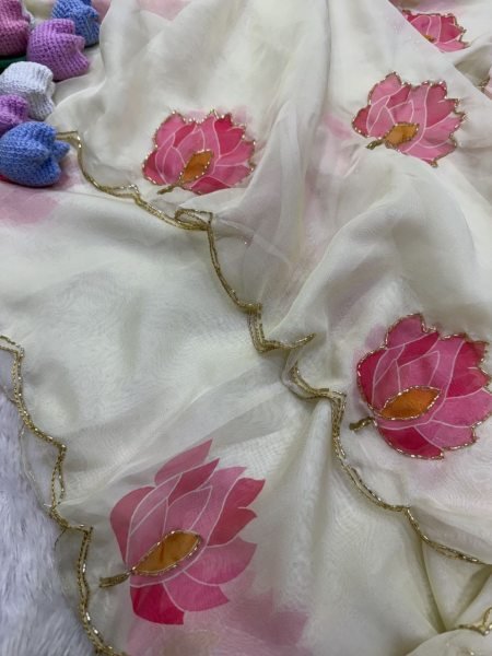 Revolutionary White Soft Tebby Silk Floral Printed Saree with Katdana Handwork at Party Wear Silk Sarees Wholesale