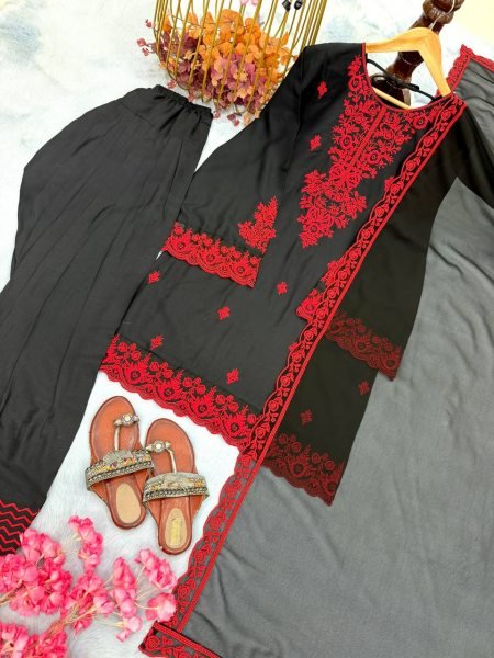 Hania Style Black Rayon Cotton Thread Work Farshi Salwar With Four Side Embroidery Lace Border Dupatta  Ready To Wear Collection