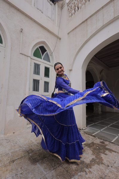Royal Blue Leheriya Lehenga Choli Set with Mirror Work Blouse Trendy Look Navratri Lehnega Choli