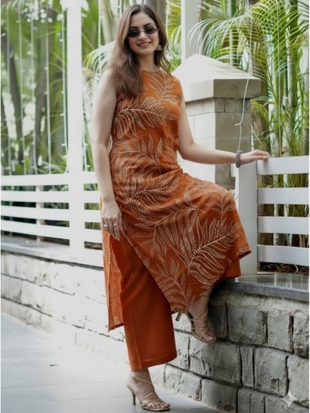 Rust Designer Rayon Print Straight Kurti with Matching Pants For Festival Printed Kurtis