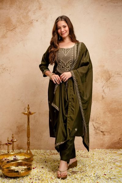 Seamless Mahendi Designer Kurti Set for Women Festive and Casual Wear Embroidery Kurtis 