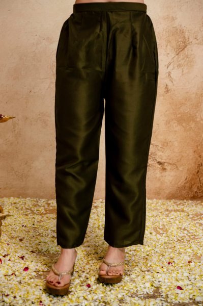 Seamless Mahendi Designer Kurti Set for Women Festive and Casual Wear Embroidery Kurtis 