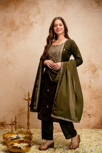 Seamless Mahendi Designer Kurti Set for Women Festive and Casual Wear Embroidery Kurtis 