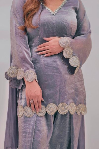 Seamless Purple Heavy Fandy Silk Top with Farshi Salwar and Dupatta Set Ready To Wear Collection