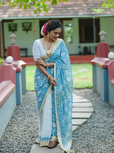 Seamless Sky Blue Linen Cotton Digital Printed Skirt Saree with Unstitched Blouse Printed Cotton Sarees Wholesale