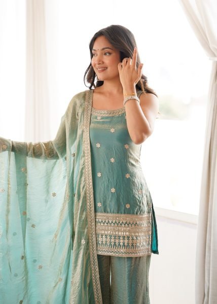 Seamless Teal Green Ethnic Suit with Back Dori Pattern and Bell Bottom Pants Ready To Wear Collection