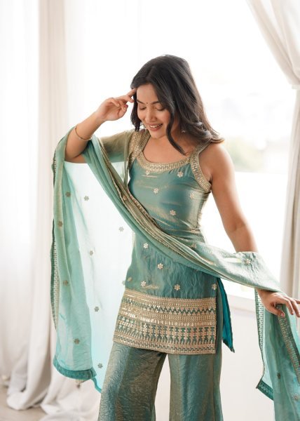 Seamless Teal Green Ethnic Suit with Back Dori Pattern and Bell Bottom Pants Ready To Wear Collection