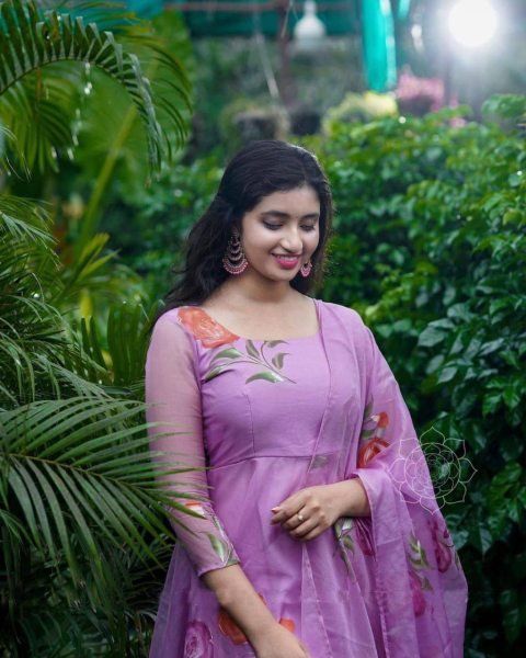 Simple   Elegant Floral Print Organza Kurti Dupatta Set Kurti With Dupatta Wholesale
