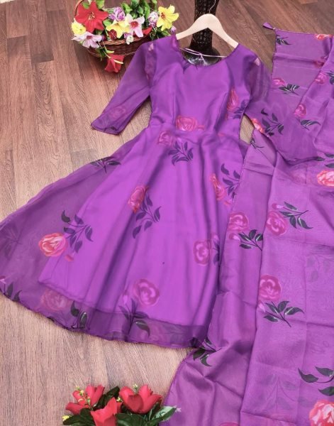 Simple   Elegant Floral Print Organza Kurti Dupatta Set Kurti With Dupatta Wholesale