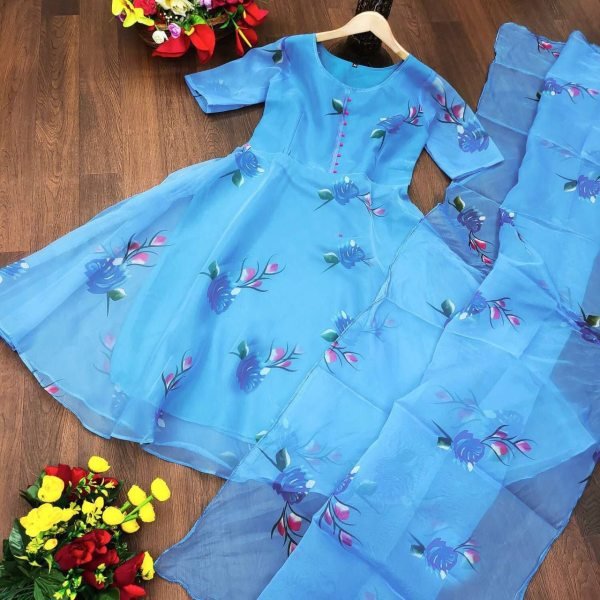 Simple   Elegant Floral Print Organza Kurti Dupatta Set Kurti With Dupatta Wholesale