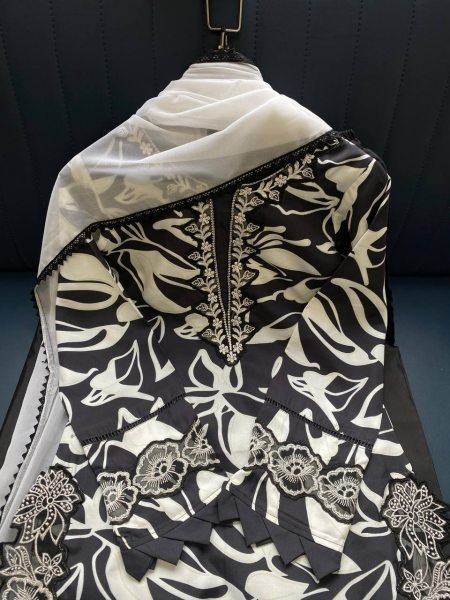 simplicity Printed Muslin Pakistani Style Suit Set With Gorgette Lace Duptta  Ready To Wear Collection