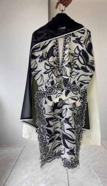 simplicity Printed Muslin Pakistani Style Suit Set With Gorgette Lace Duptta  Ready To Wear Collection