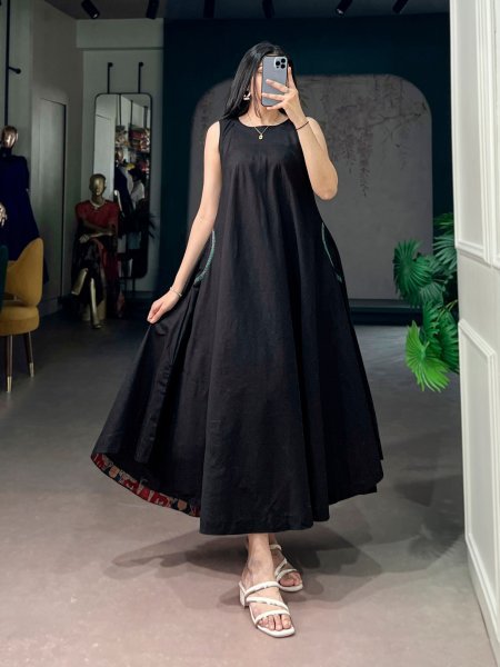 Sleek Black Khadi Cotton Kurti with Handcrafted Thread Detailing and Pocket Anarkali Kurtis 