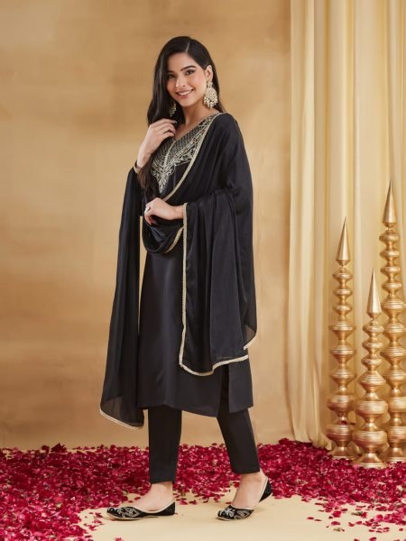 Sleek Black Wedding Wear Rayon Slub Embroidered Suit with Chinon Dupatta Embroidery Kurtis 