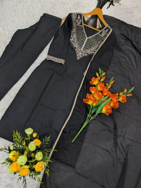 Sleek Black Wedding Wear Rayon Slub Embroidered Suit with Chinon Dupatta Embroidery Kurtis 