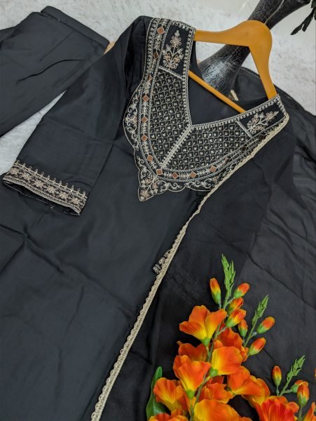 Sleek Black Wedding Wear Rayon Slub Embroidered Suit with Chinon Dupatta Embroidery Kurtis 