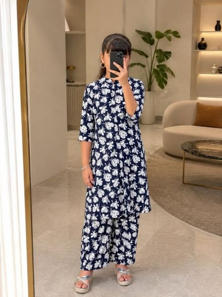Sleek Blue Girls Heavy Viscose Printed Kurti Pant Set at Wholesale Rate Kurtis