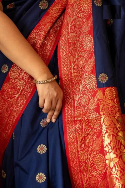 Sleek Blue Soft Lichi Silk Saree with Designer Jacquard Border Blouse For Party Silk Sarees Wholesale