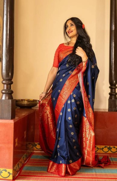 Sleek Blue Soft Lichi Silk Saree with Designer Jacquard Border Blouse For Party Silk Sarees Wholesale