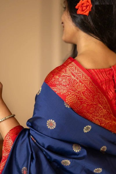 Sleek Blue Soft Lichi Silk Saree with Designer Jacquard Border Blouse For Party Silk Sarees Wholesale