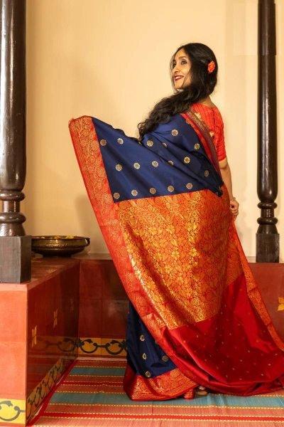 Sleek Blue Soft Lichi Silk Saree with Designer Jacquard Border Blouse For Party Silk Sarees Wholesale