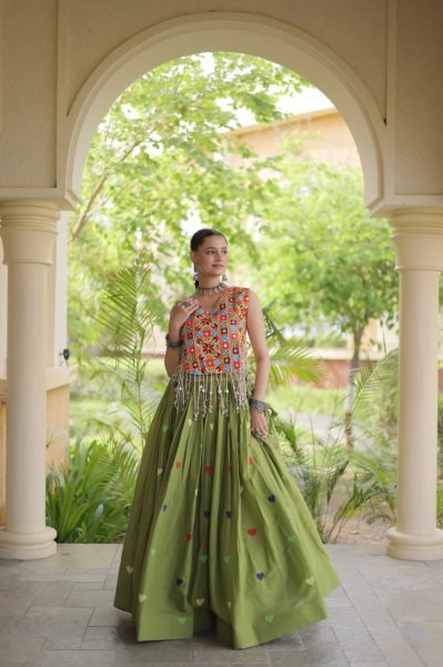 Sleek Parrot Green Navratri Cotton Lehenga Choli with Thread Embroidered Blouse Navratri Lehnega Choli