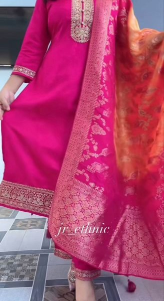 Sleek Pink Banarasi Suit Set with Zari Weaving and Dupatta for Festive Wear  Straight Cut Long Kurtis