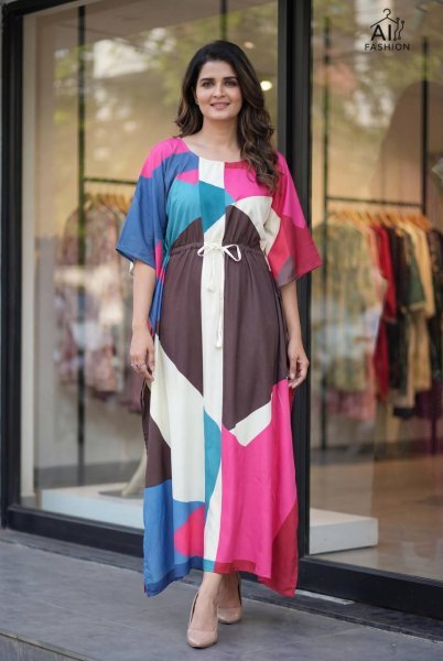 Sleek Pink Stylish Long Kaftan with Trendy Prints for Lounge and Casual Wear Kaftan 