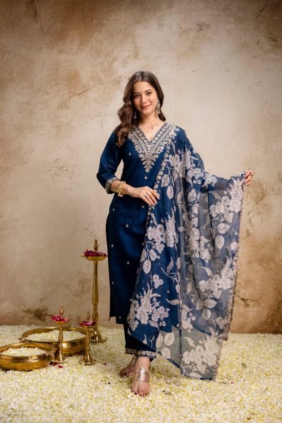 Sleek Roman Embroidered Straight Kurti Set With Original Manufacturer Rate Embroidery Kurtis 