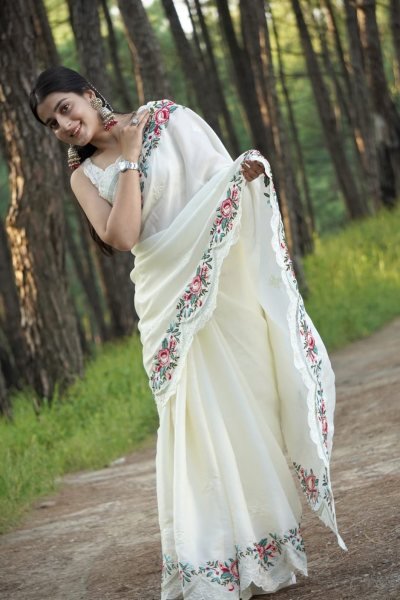 Sleek White Designer Pure Tussar Silk Wedding Saree with Elegant Embroidered Blouse Silk Sarees Wholesale