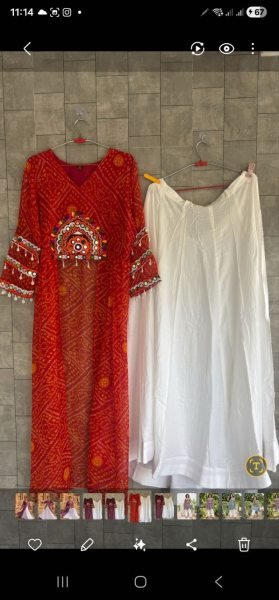 Sleek White Heavy Rayon Lehenga with Red Fox Georgette Bandhani Print Kurti for Ras Garba Navratri Lehnega Choli