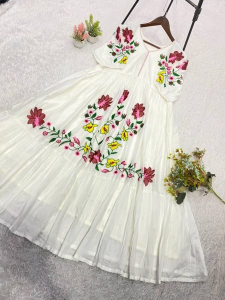 Sleek White Rayon Embroidered Kurti for Festive Wear at Manufacturer Rate Western Ladies Top Wholesale