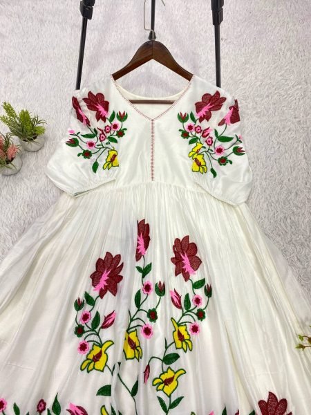 Sleek White Rayon Embroidered Kurti for Festive Wear at Manufacturer Rate Western Ladies Top Wholesale