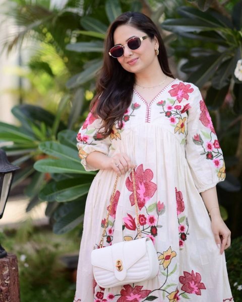 Sleek White Rayon Embroidered Kurti for Festive Wear at Manufacturer Rate Western Ladies Top Wholesale