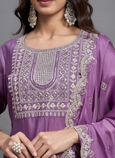 Slub Cotton Embroidery Work Kurti Pant Set  Ethnic Wear for Women Plus Size Kurti / Gown