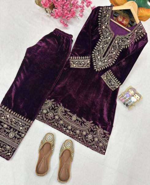 Smart casual Purple Fully Stitched Velvet Zari Embroidery Suit Set Perfect for Party Wear CO ORD Sets