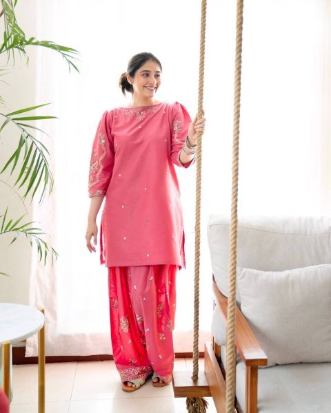 Smooth Texture Blush Pink Roman Silk Kurti And Farshi Plazzo Set With Thread Embroidery Work Ready To Wear Collection