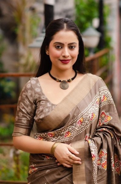 Soft silk slub woven saree with batik print deaign Saree Silk Sarees Wholesale