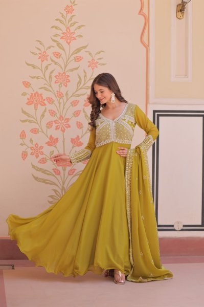 Softline Mehndi Party Wear Gown with Fancy V Neck and Dupatta