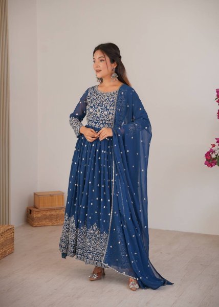 Sophisticated Blue Anarkali Suits With Cotton Pant And Thread Work Dupatta For Retailer Discount Ready To Wear Collection