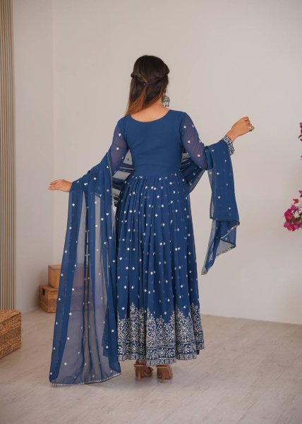 Sophisticated Blue Anarkali Suits With Cotton Pant And Thread Work Dupatta For Retailer Discount Ready To Wear Collection