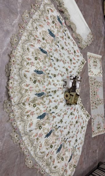 Fox Georgette Lehenga with Sequins Embroidery Cut Work for Wedding Wear Bridal Lehenga Choli