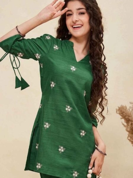 Sophisticated Green Cotton Blend Kids Kurta Set for Girls with Stylish Ethnic Wear Design Girls Wear